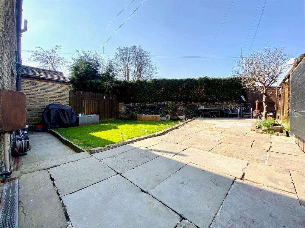 Bramleys Estate Agents - Luck Lane - Huddersfield
