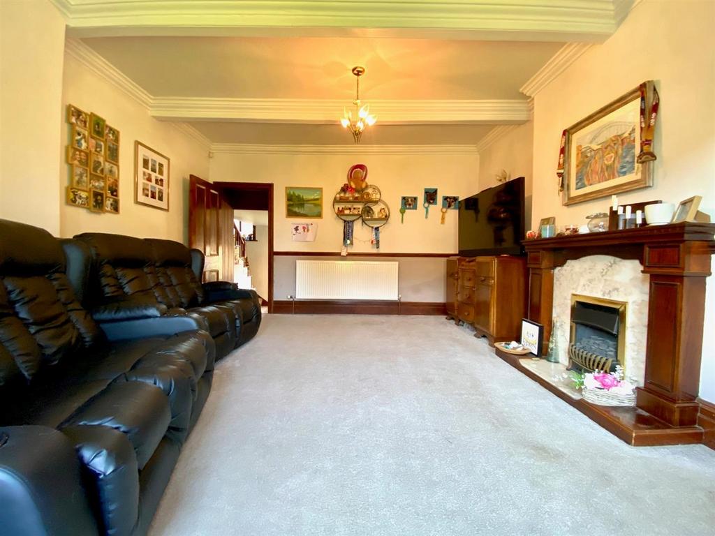 Bramleys Estate Agents - Luck Lane - Huddersfield
