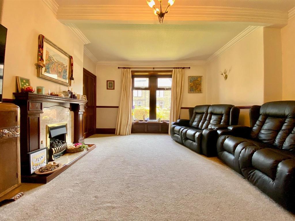 Bramleys Estate Agents - Luck Lane - Huddersfield