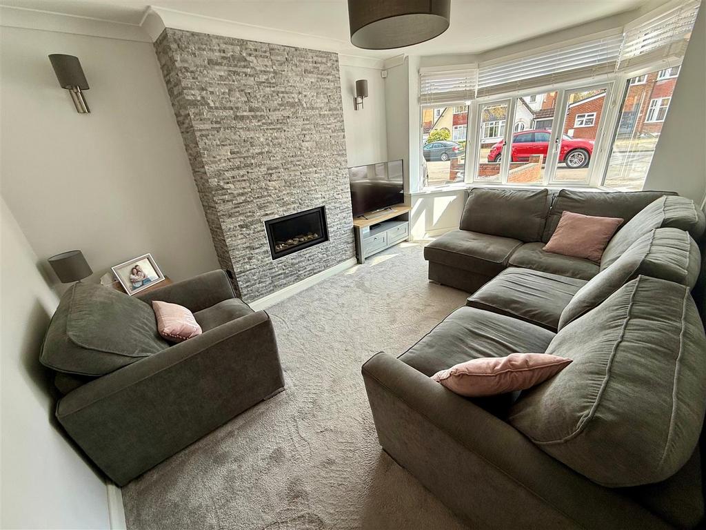 WR57 Lounge.jpg