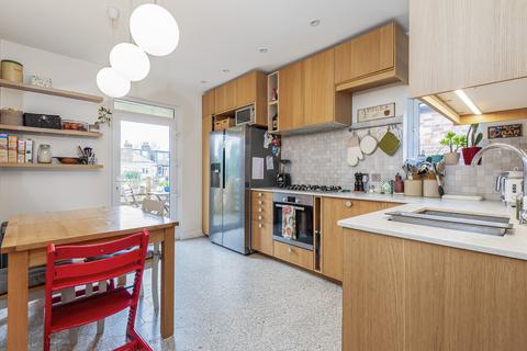 3 bedroom apartment for sale, North Road, Richmond