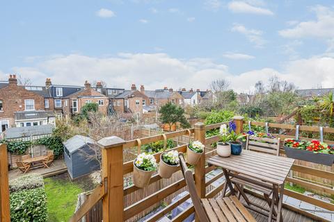 3 bedroom apartment for sale, North Road, Richmond
