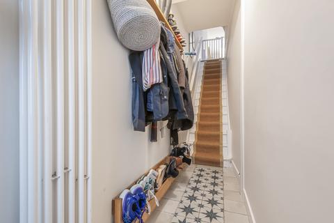 31 North Road, Richmond, TW9 4HA