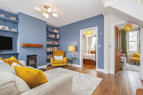 31 North Road, Richmond, TW9 4HA
