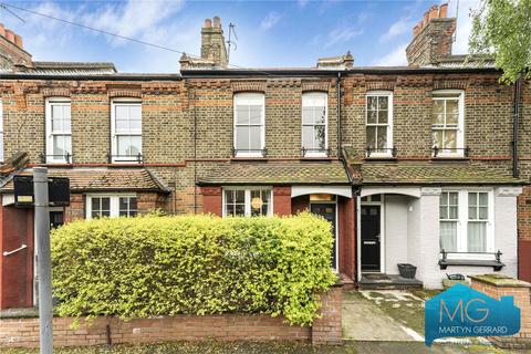 18 Morley Avenue, London, N22 6LY