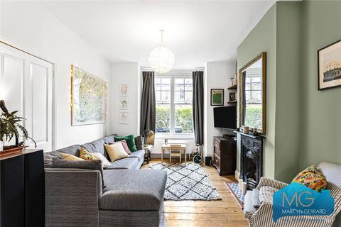18 Morley Avenue, London, N22 6LY