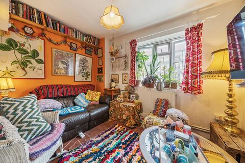 2 bedroom apartment for sale, Great Dover Street, London