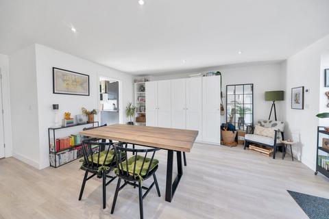 4 bedroom semi-detached house to rent, College Farm, Old Harrowden Road, Bedford, Bedford, MK42