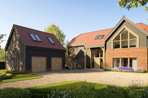 5 bedroom property with land for sale, Basser Hill, Sittingbourne ME9