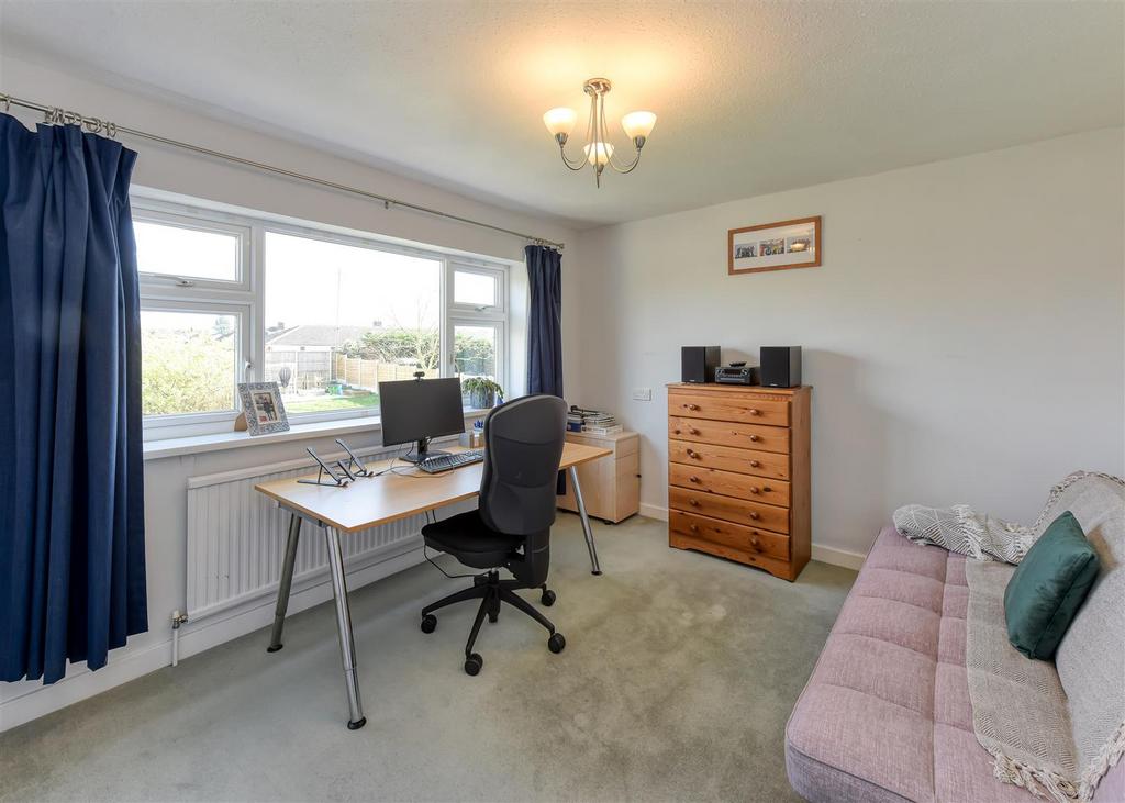 34 Horsebrook Lane-bed2.jpg