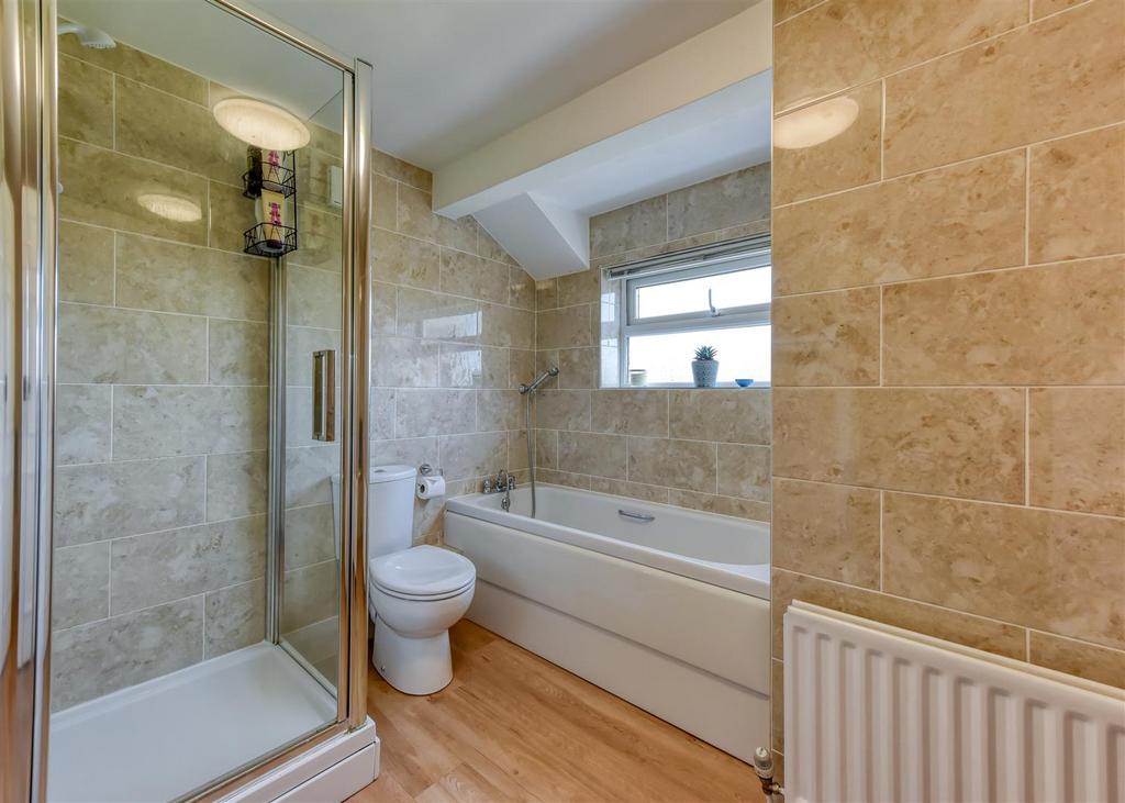 34 Horsebrook Lane-bathroom1.jpg