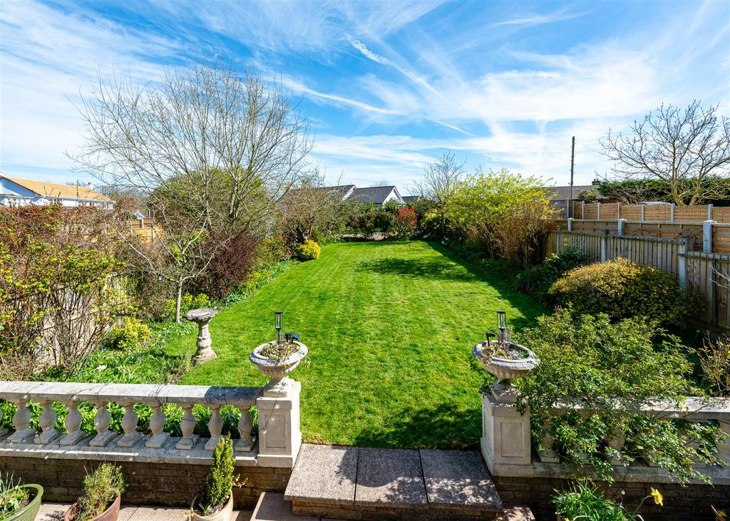 34 Horsebrook Lane-garden3.jpg