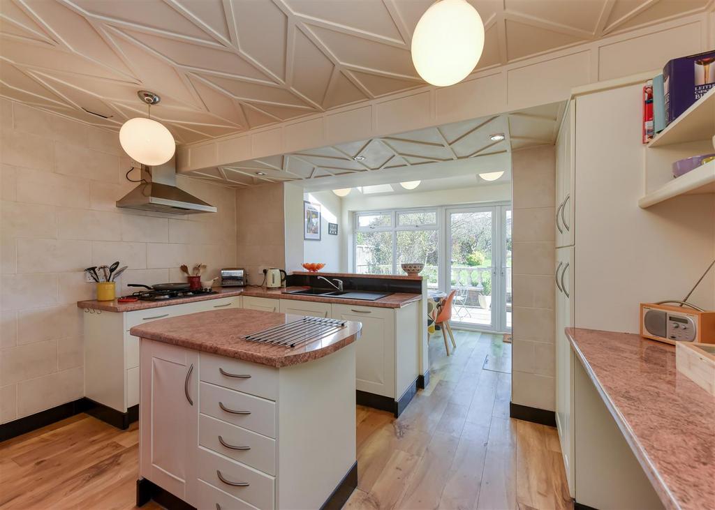 34 Horsebrook Lane-kitchen1.jpg
