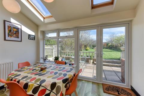 34 Horsebrook Lane, Brewood, Stafford, ST19 9EF