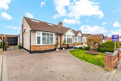 4 bedroom bungalow for sale, Ayr Way, Romford, RM1