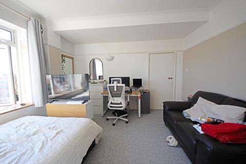 1 bedroom flat for sale, Christchurch Road, BOURNEMOUTH,