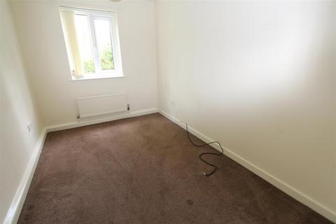2 bedroom flat to rent, Thornley Close, Lymm