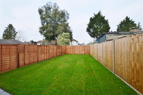 3 bedroom detached house for sale, Lancaster Avenue, Slough