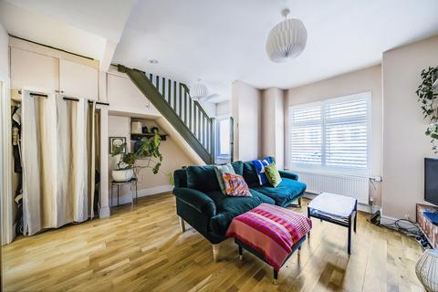 61 Burford Road, London, SE6 4DF