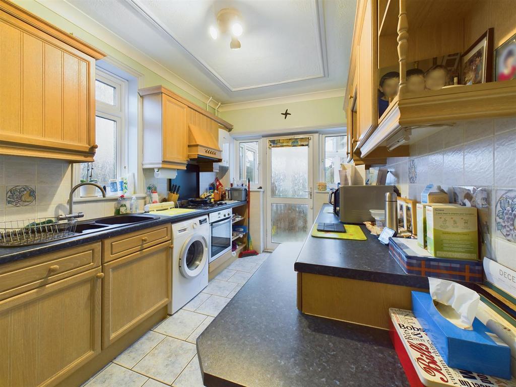 CAM04907 G0-PR0031-STILL006.jpg