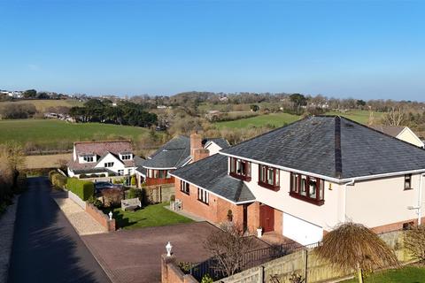4 bedroom detached house for sale, Hampton Park, Bideford EX39