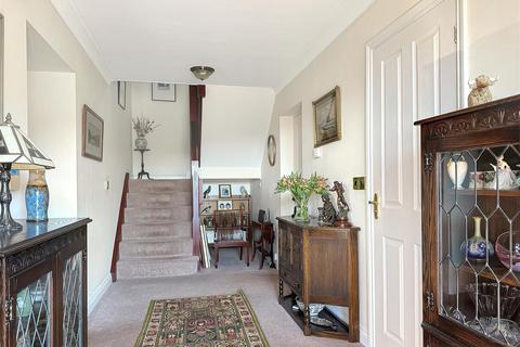 4 bedroom detached house for sale, Hampton Park, Bideford EX39