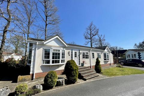 2 bedroom mobile home for sale, Organford Manor, Poole BH16