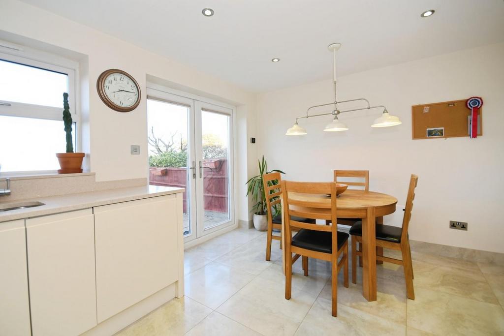KITCHEN 04.jpg