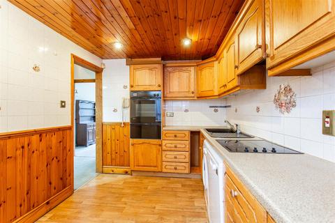20 Carron Close, London, E14 6NN
