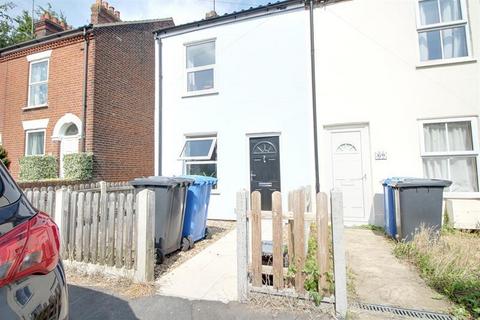 2 bedroom end of terrace house to rent, West End Street, Norwich