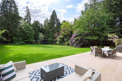 5 bedroom detached house for sale, Ashley Rise, Walton-On-Thames, KT12