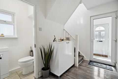 3 bedroom semi-detached house for sale, Bathurst Walk, Iver SL0