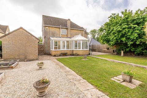 undefined, Bath Road, Tetbury