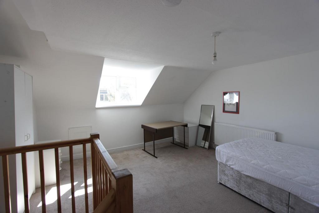 Bedroom 3.JPG