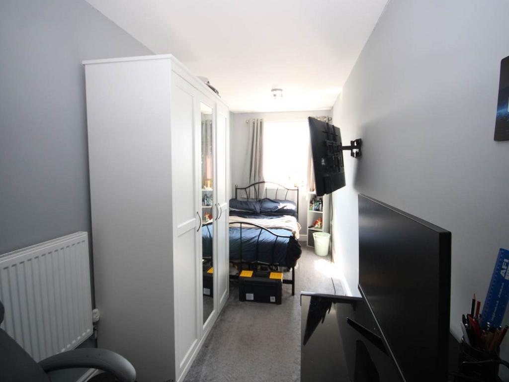 Ground bedroom