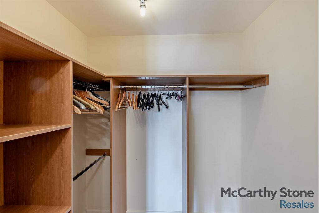 Walk in Wardrobe