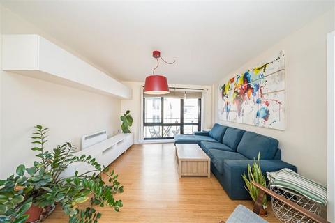 2 bedroom flat to rent, Digby Street, London E2
