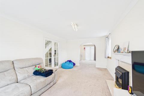 27 Innerleithen Way, Perth, PH1 1RN