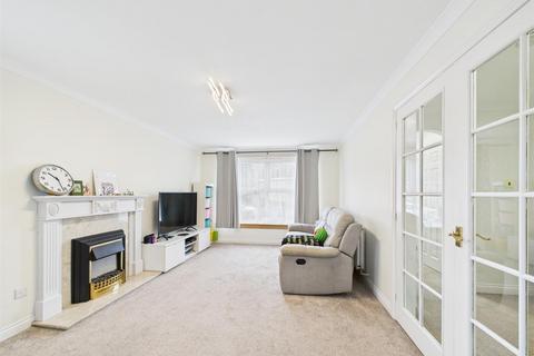 27 Innerleithen Way, Perth, PH1 1RN