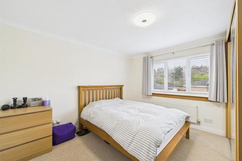 27 Innerleithen Way, Perth, PH1 1RN
