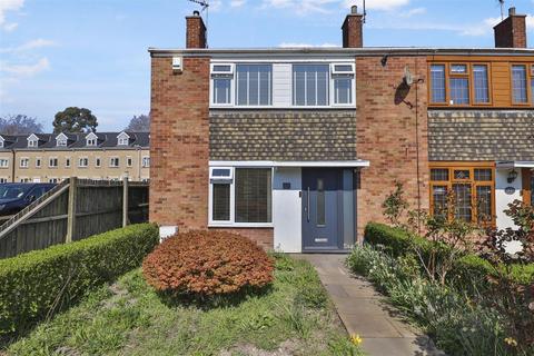 55 Derwent Close, Cambridge, CB1 8DY