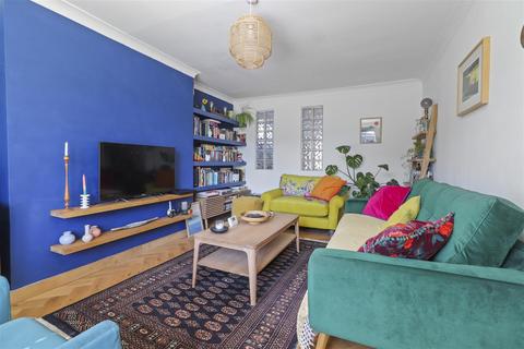 55 Derwent Close, Cambridge, CB1 8DY