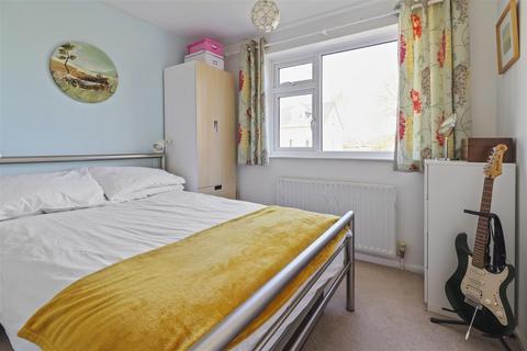 55 Derwent Close, Cambridge, CB1 8DY