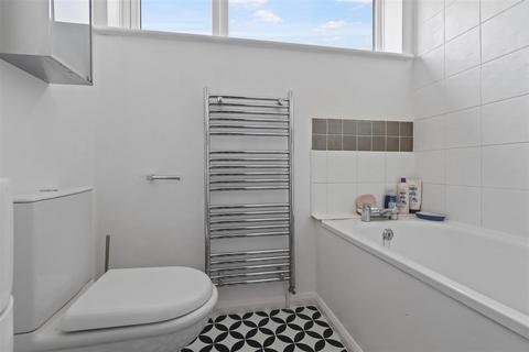 55 Derwent Close, Cambridge, CB1 8DY