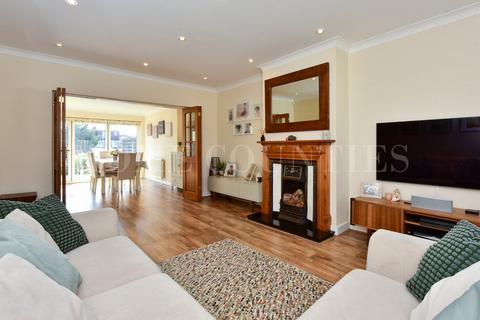 4 bedroom semi-detached house for sale, Billy Lows Lane, Potters Bar, EN6