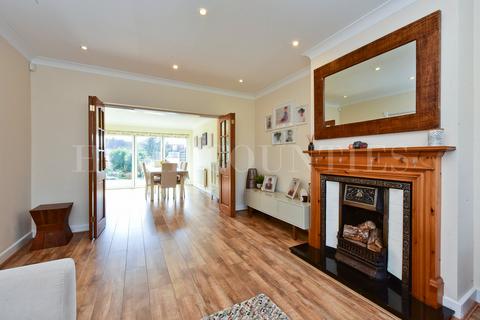 4 bedroom semi-detached house for sale, Billy Lows Lane, Potters Bar, EN6