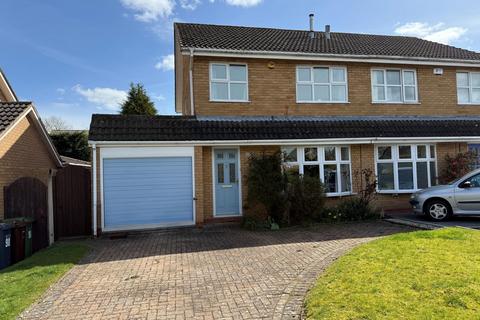 3 bedroom semi-detached house for sale, Barcheston Road, Knowle, B93