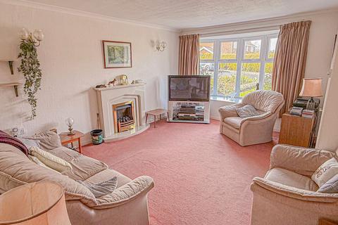3 bedroom semi-detached house for sale, Barcheston Road, Knowle, B93