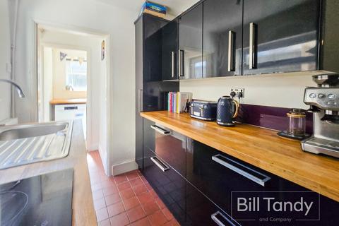 62 Old Road, Armitage, Rugeley, WS15 4BU