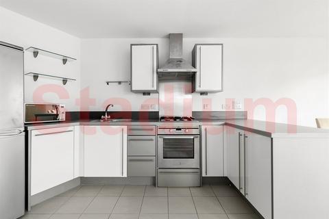 1 bedroom flat to rent, Buckler Court, London N7 - EPC Rating B